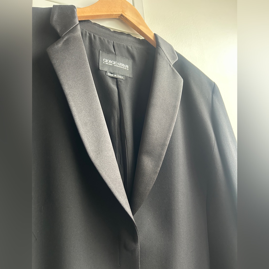 Giorgio Armani 100% Silk Black Blazer Made In Italy Minimalist Luxury Jacket